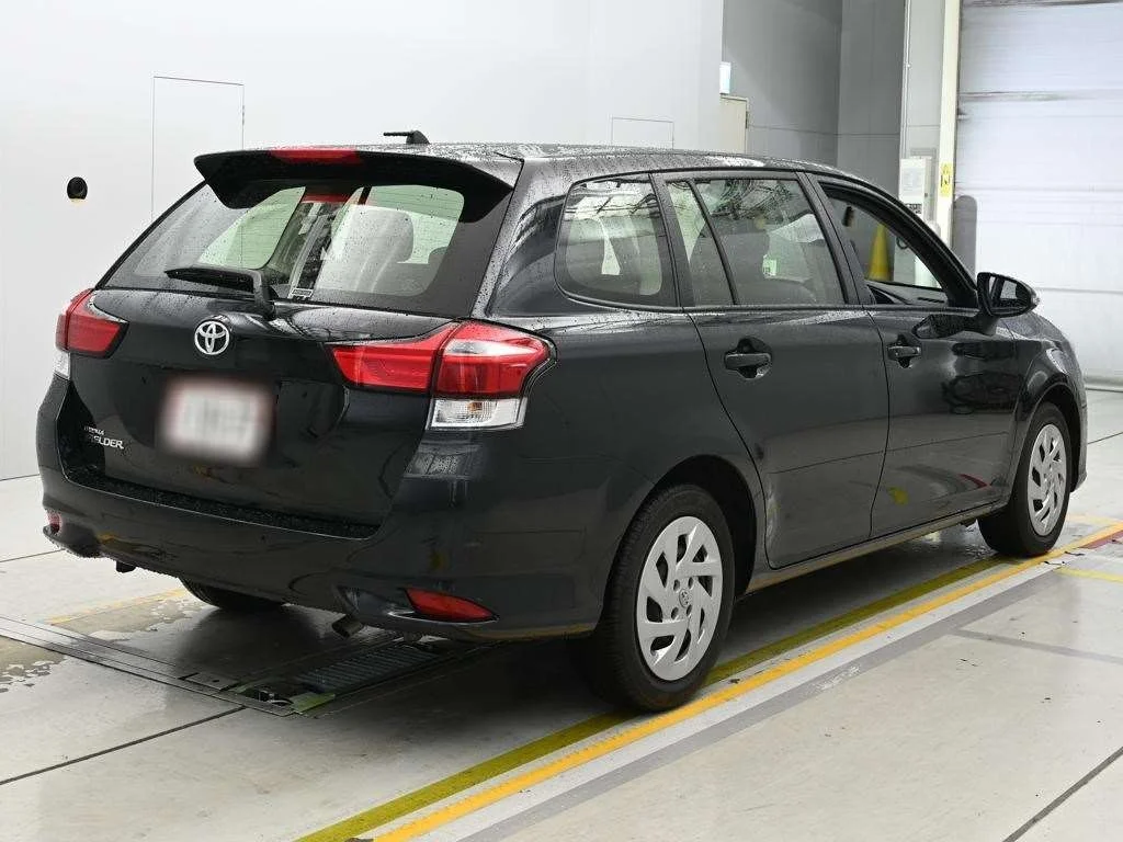 Toyota Corolla Fielder NRE161G 2022